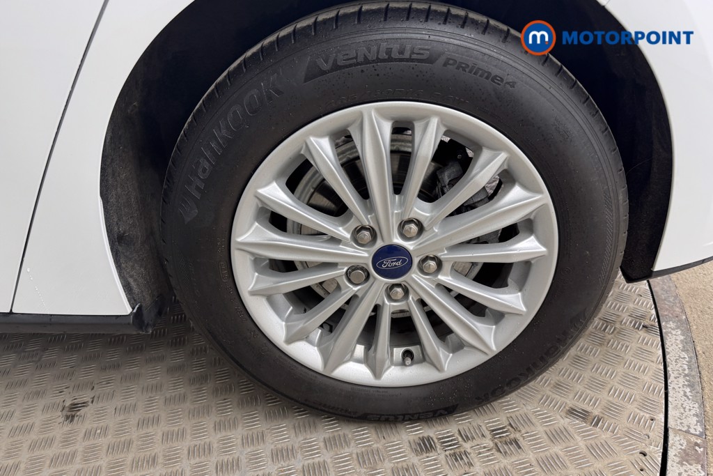 Ford Focus Titanium Manual Petrol Hatchback - Stock Number (1543990) - 22nd supplementary image