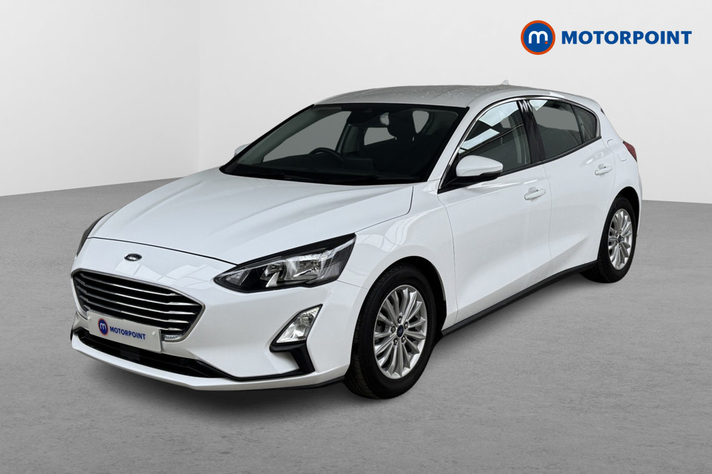 Ford Focus Titanium Manual Petrol Hatchback - Stock Number (1543990) - Passenger side front corner