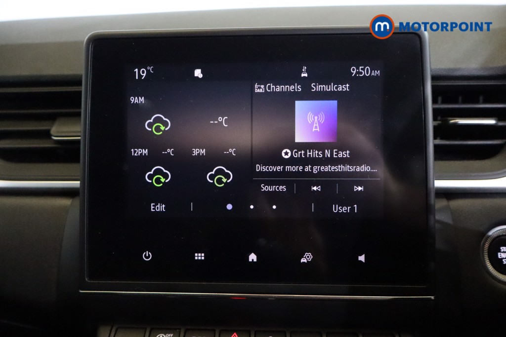 Renault Captur Iconic Manual Petrol SUV - Stock Number (1544593) - 3rd supplementary image