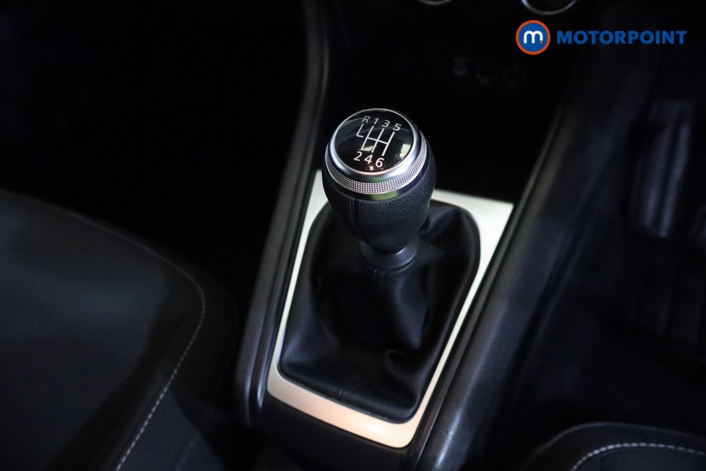 Renault Captur Iconic Manual Petrol SUV - Stock Number (1544593) - 5th supplementary image