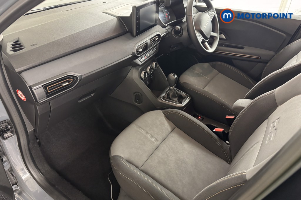 Dacia Jogger Extreme Automatic Petrol-Electric Hybrid People Carrier - Stock Number (1545033) - 8th supplementary image