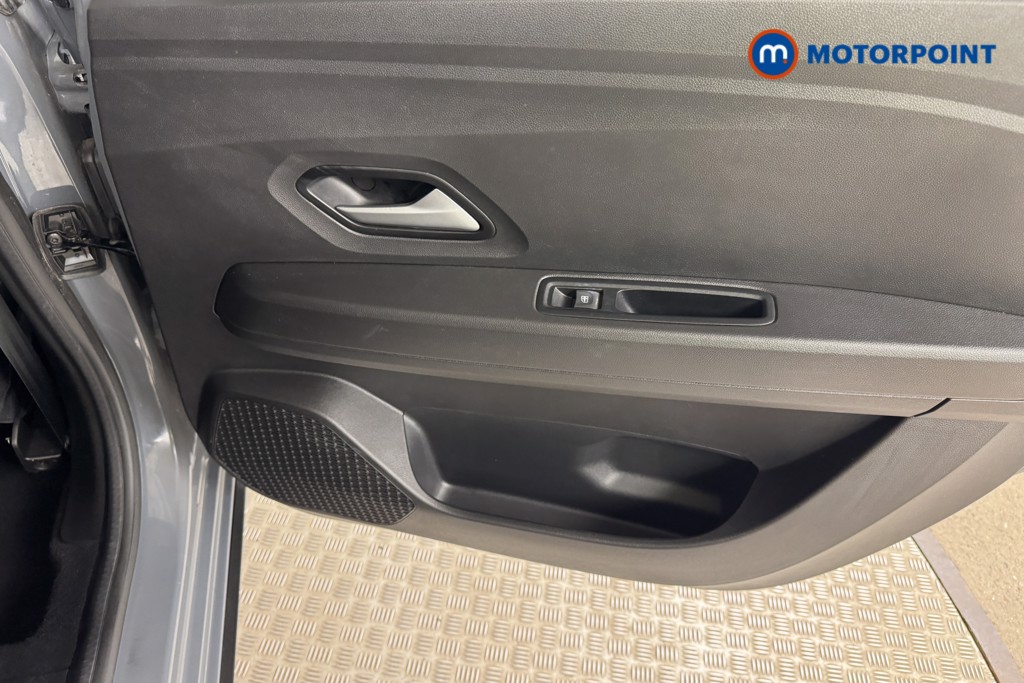 Dacia Jogger Extreme Automatic Petrol-Electric Hybrid People Carrier - Stock Number (1545033) - 16th supplementary image