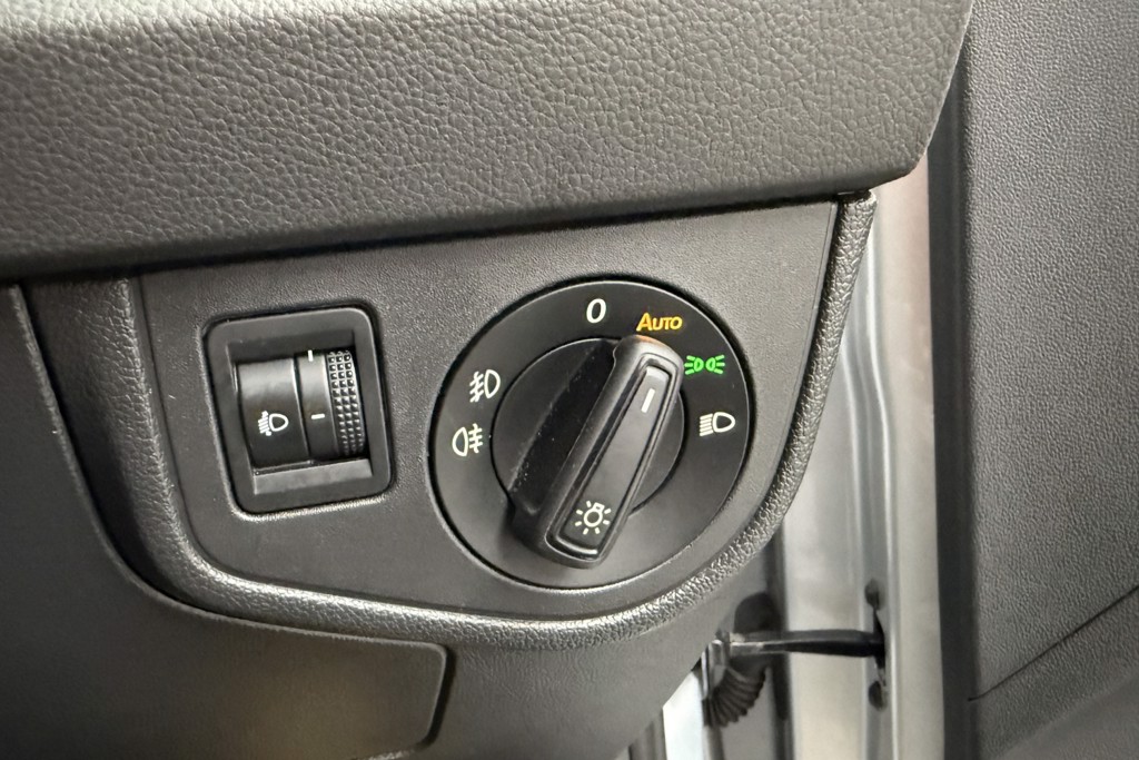 Volkswagen Taigo Life Manual Petrol SUV - Stock Number (1545379) - 16th supplementary image