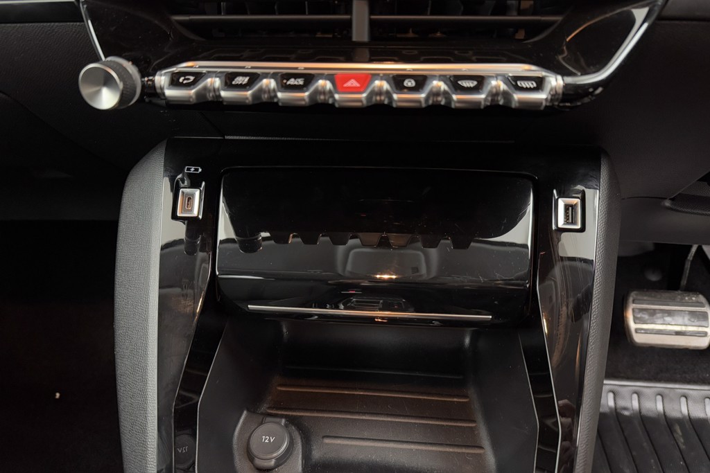 Peugeot 208 Allure Premium -Plus Automatic Petrol Hatchback - Stock Number (1545544) - 12th supplementary image