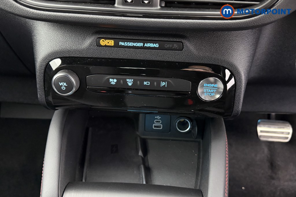 Ford Kuga St-Line Automatic Petrol Plug-In Hybrid SUV - Stock Number (1546203) - 11th supplementary image