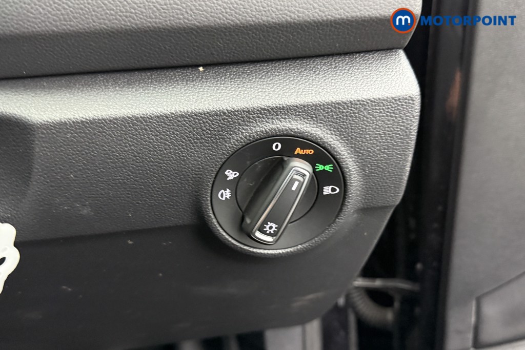Volkswagen T-Roc Style Manual Petrol SUV - Stock Number (1546291) - 16th supplementary image