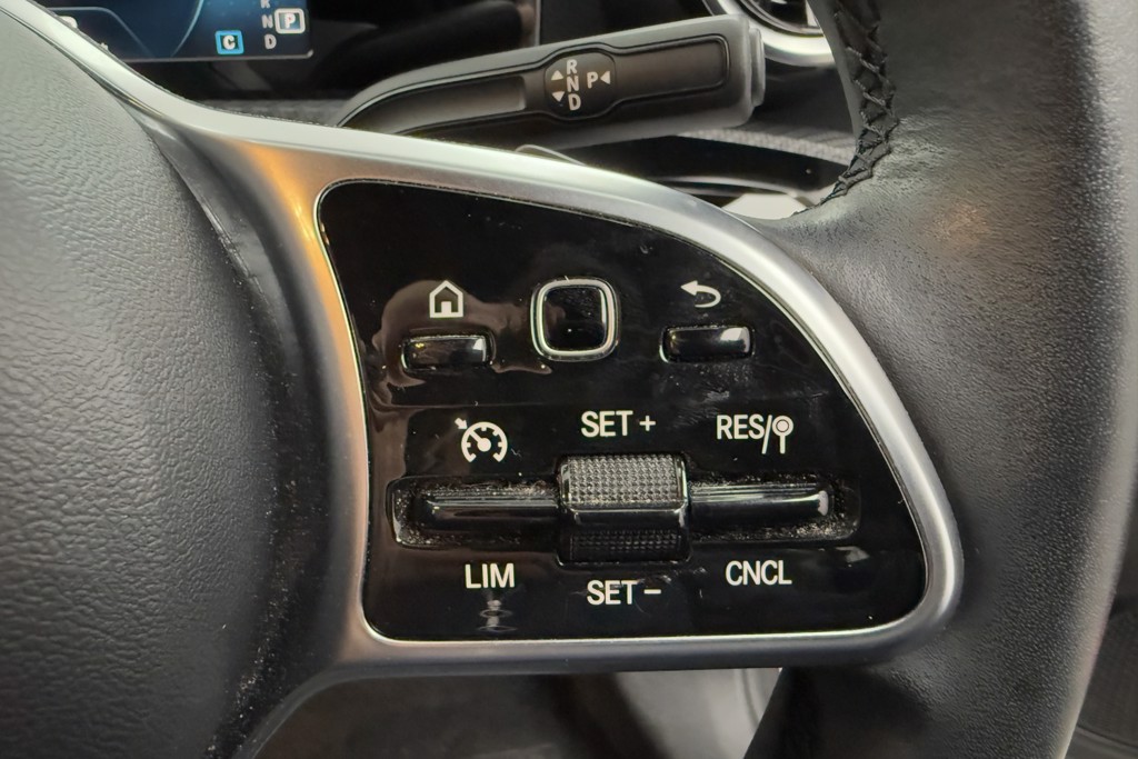 Mercedes-Benz A Class SE Automatic Diesel Hatchback - Stock Number (1546655) - 5th supplementary image