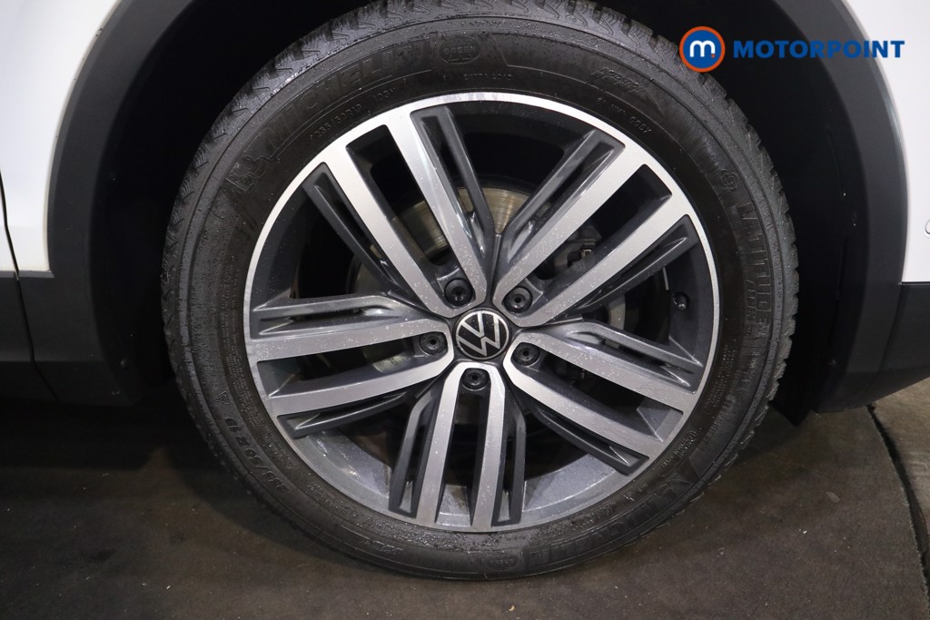 Volkswagen Tiguan Elegance Automatic Petrol SUV - Stock Number (1546678) - 18th supplementary image