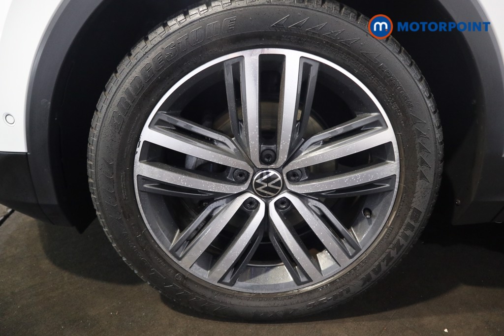 Volkswagen Tiguan Elegance Automatic Petrol SUV - Stock Number (1546678) - 19th supplementary image
