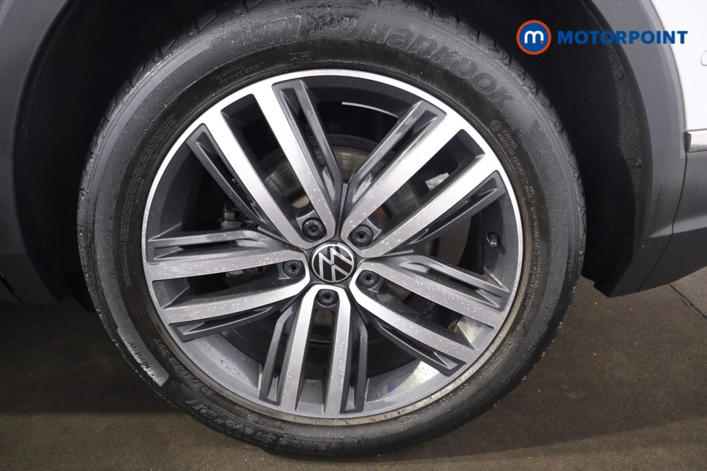 Volkswagen Tiguan Elegance Automatic Petrol SUV - Stock Number (1546678) - 20th supplementary image