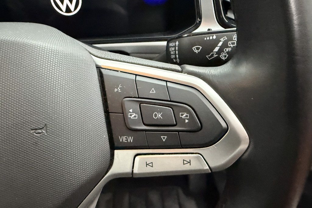 Volkswagen T-Roc Life Manual Petrol SUV - Stock Number (1546679) - 4th supplementary image