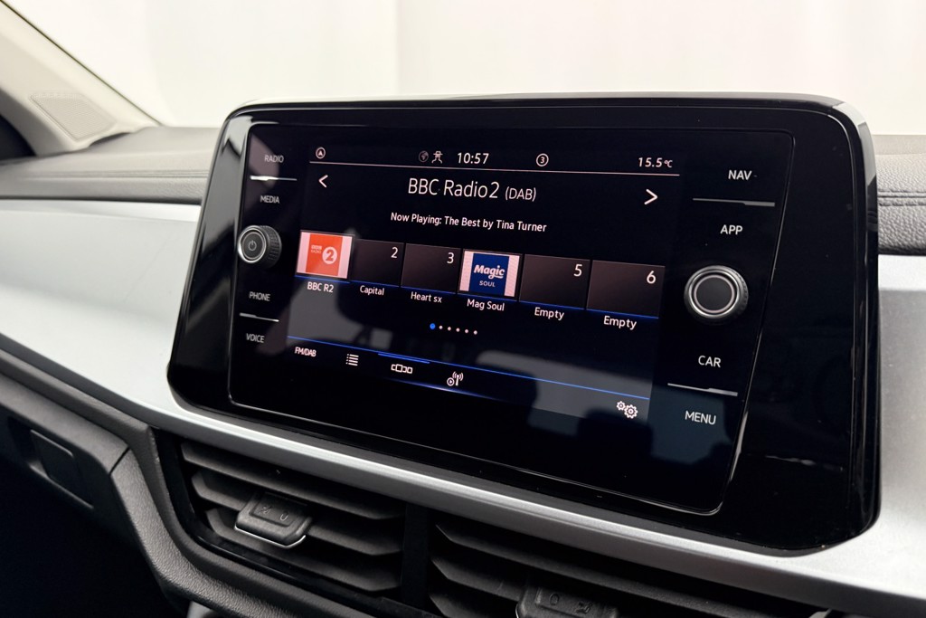 Volkswagen T-Roc Life Manual Petrol SUV - Stock Number (1546679) - 6th supplementary image