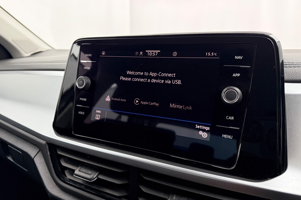 Volkswagen T-Roc Life Manual Petrol SUV - Stock Number (1546679) - 9th supplementary image