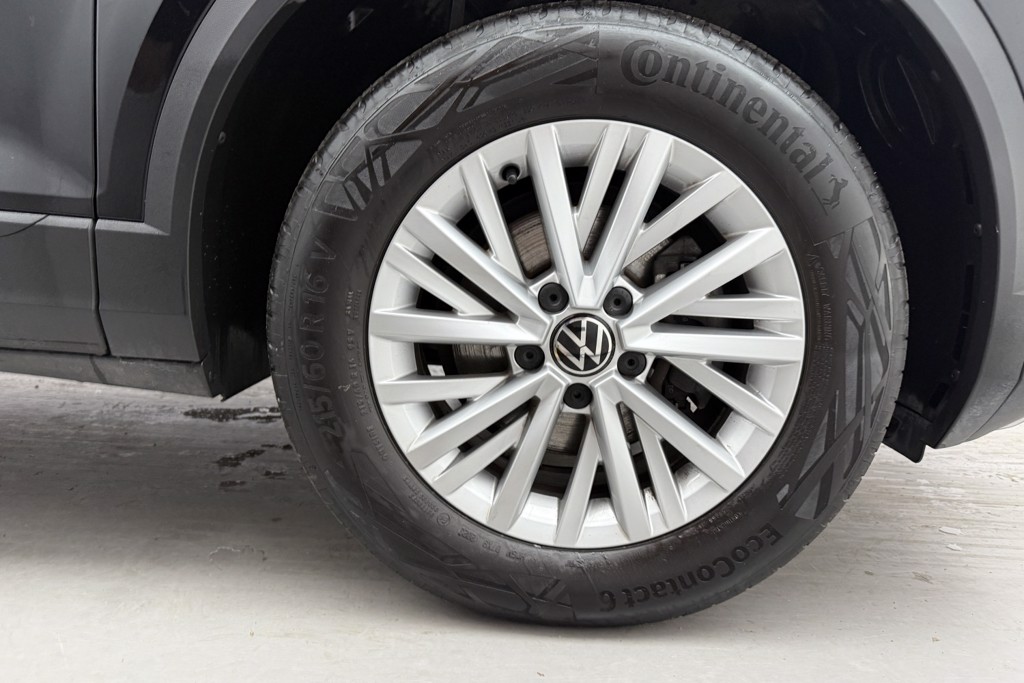 Volkswagen T-Roc Life Manual Petrol SUV - Stock Number (1546679) - 29th supplementary image