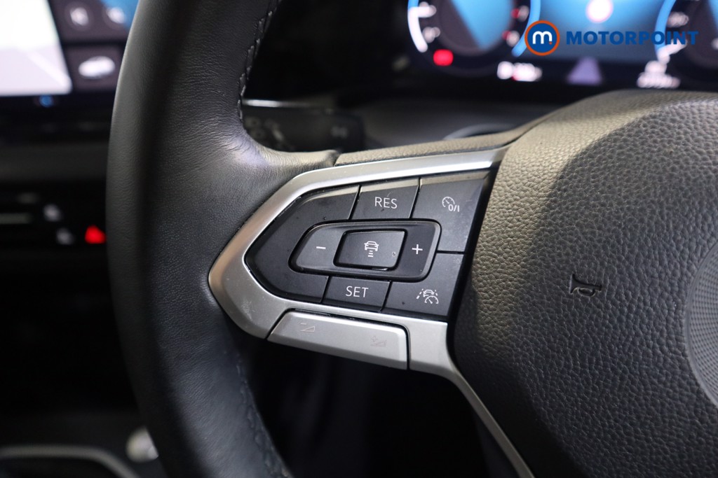 Volkswagen Golf Style Manual Petrol Hatchback - Stock Number (1546950) - 3rd supplementary image