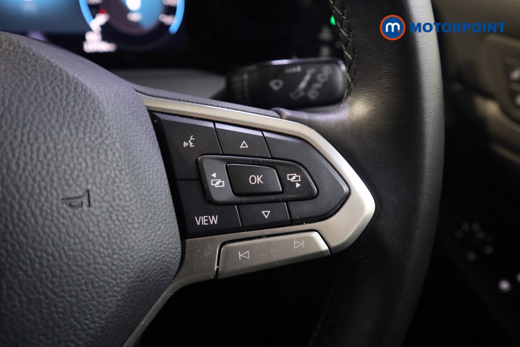 Volkswagen Golf Style Manual Petrol Hatchback - Stock Number (1546950) - 4th supplementary image