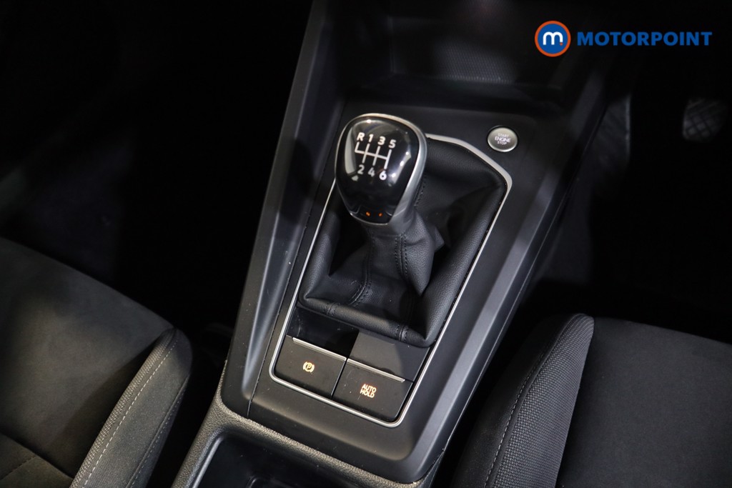 Volkswagen Golf Style Manual Petrol Hatchback - Stock Number (1546950) - 7th supplementary image