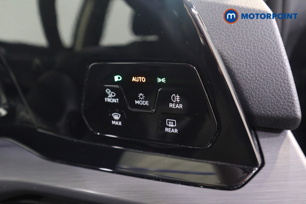 Volkswagen Golf Style Manual Petrol Hatchback - Stock Number (1546950) - 8th supplementary image