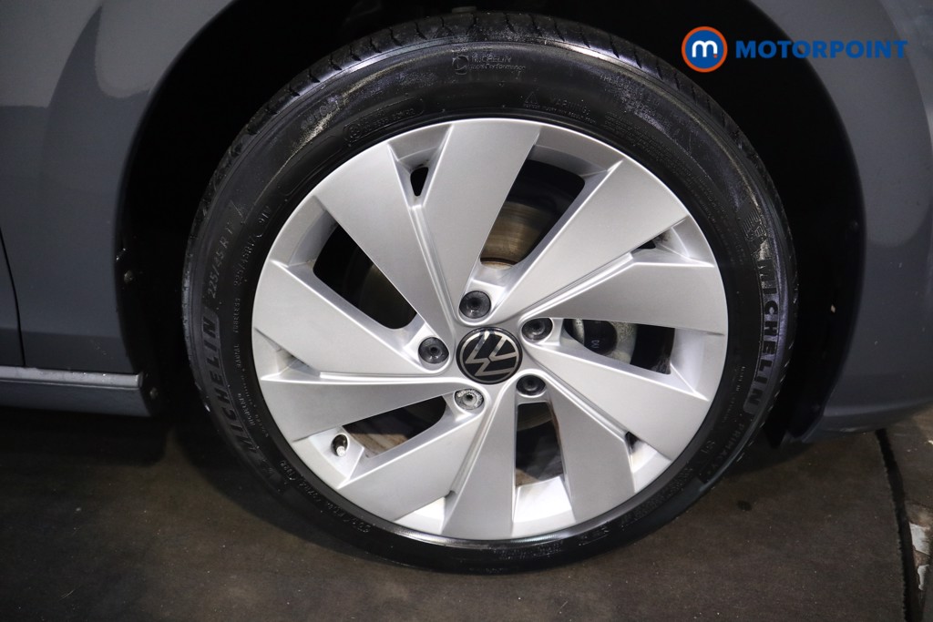 Volkswagen Golf Style Manual Petrol Hatchback - Stock Number (1546950) - 15th supplementary image