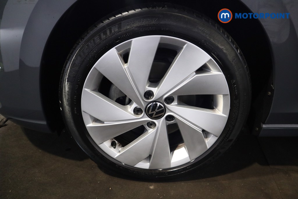 Volkswagen Golf Style Manual Petrol Hatchback - Stock Number (1546950) - 16th supplementary image