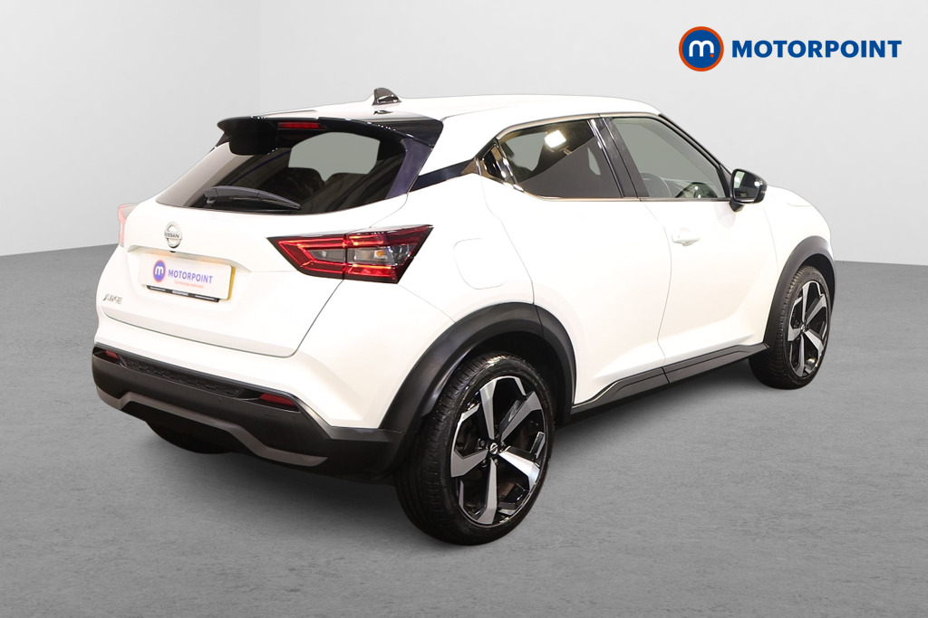 Nissan Juke N-Connecta Manual Petrol SUV - Stock Number (1547116) - Drivers side rear corner