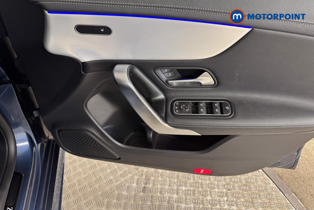 Mercedes-Benz CLA Amg Line Automatic Petrol Estate - Stock Number (1547117) - 14th supplementary image