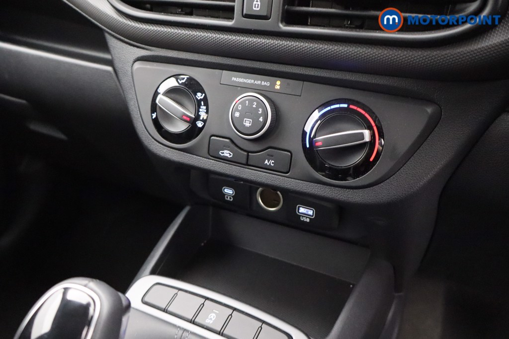 Hyundai I10 Advance Automatic Petrol Hatchback - Stock Number (1547266) - 8th supplementary image