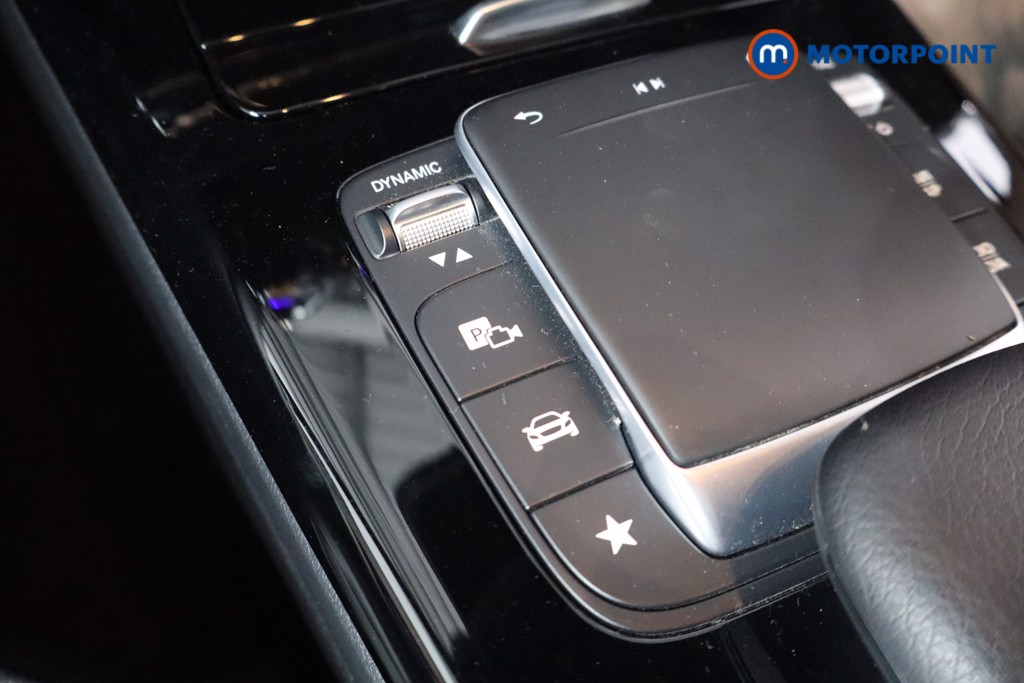 Mercedes-Benz CLA Amg Line Automatic Petrol Plug-In Hybrid Estate - Stock Number (1547335) - 19th supplementary image