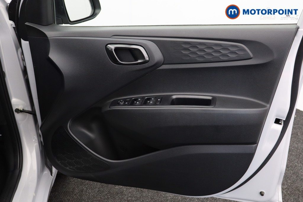 Hyundai I10 N Line Manual Petrol Hatchback - Stock Number (1547349) - 16th supplementary image