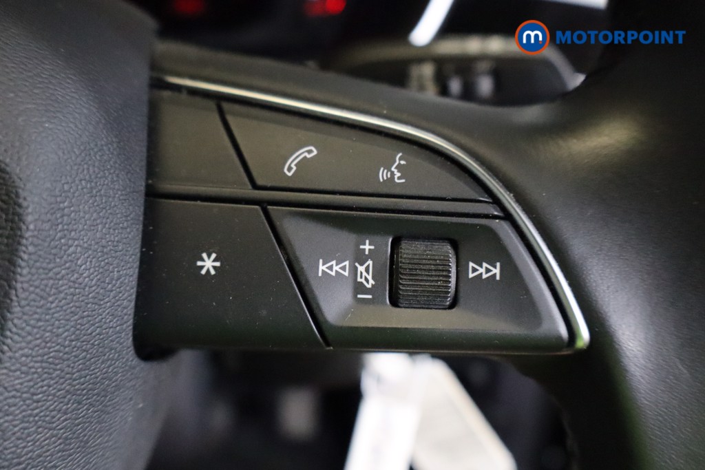 Audi Q3 Technik Manual Petrol SUV - Stock Number (1547702) - 9th supplementary image