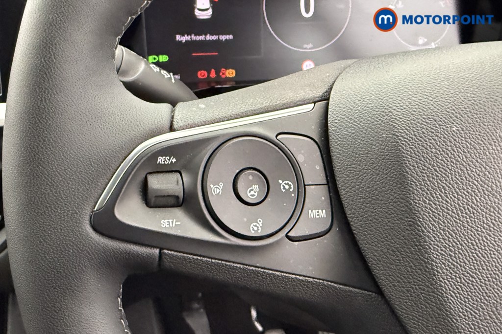 Vauxhall Grandland Ultimate Manual Petrol SUV - Stock Number (1547870) - 12th supplementary image