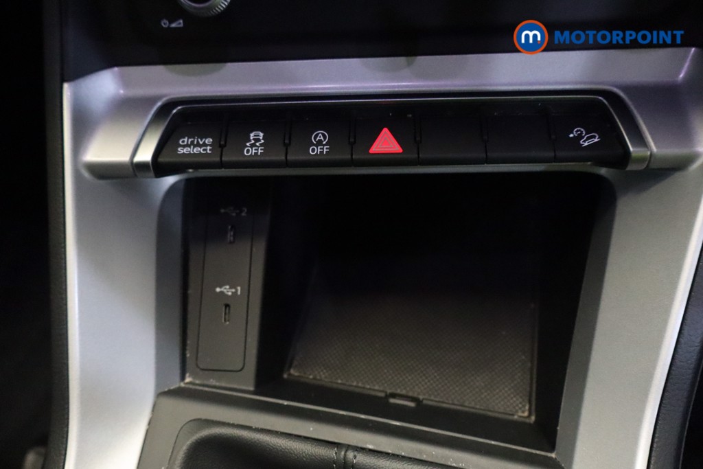 Audi Q3 Sport Manual Petrol SUV - Stock Number (1547981) - 5th supplementary image