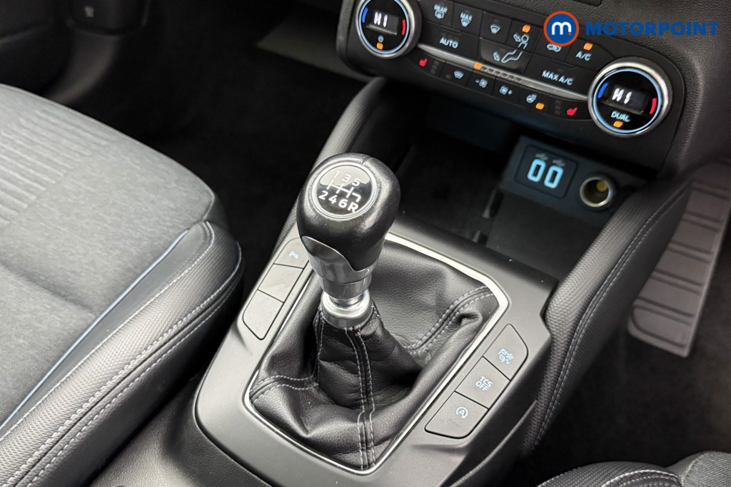 Ford Focus Active X Edition Manual Petrol-Electric Hybrid Hatchback - Stock Number (1548466) - 11th supplementary image
