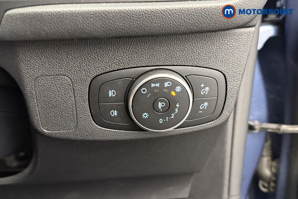 Ford Focus Active X Edition Manual Petrol-Electric Hybrid Hatchback - Stock Number (1548466) - 14th supplementary image