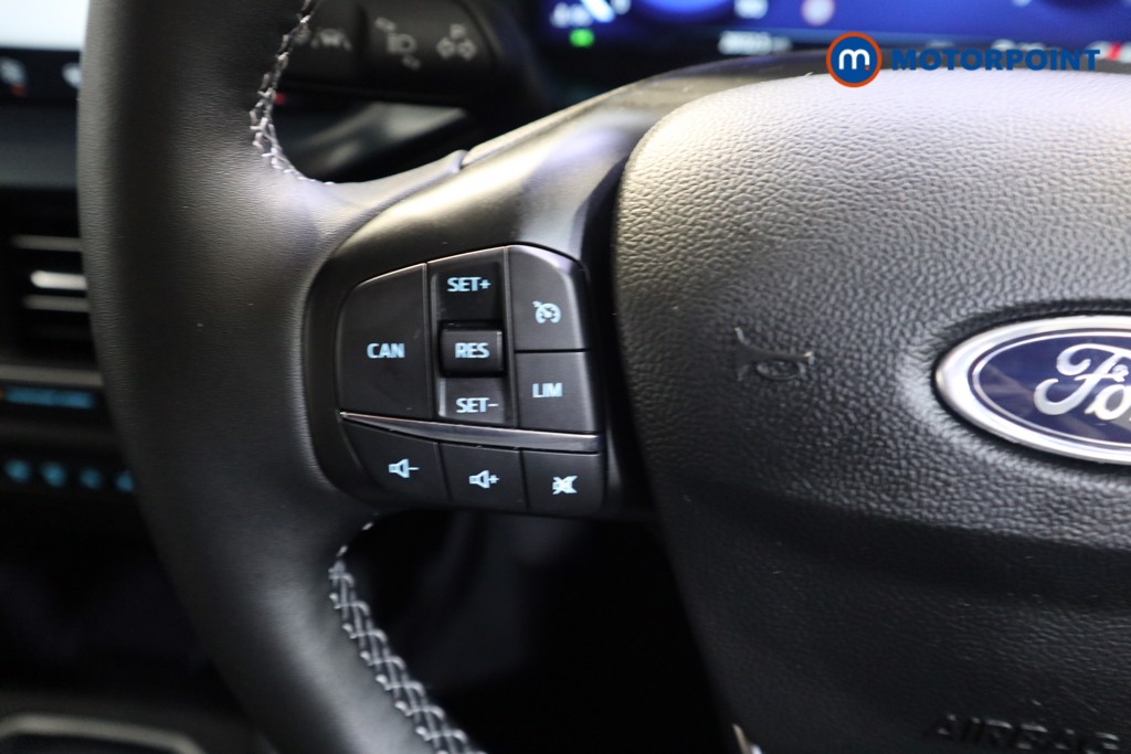 Ford Focus Active X Vignale Edition Manual Petrol-Electric Hybrid Hatchback - Stock Number (1548513) - 3rd supplementary image