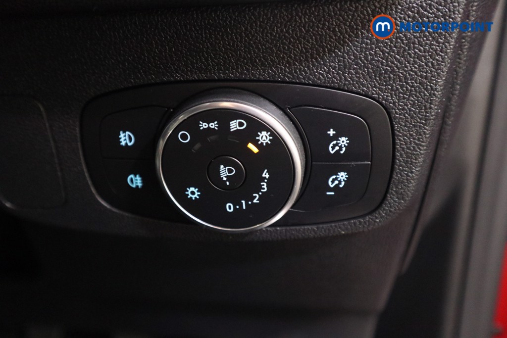 Ford Focus Active X Vignale Edition Manual Petrol-Electric Hybrid Hatchback - Stock Number (1548513) - 9th supplementary image