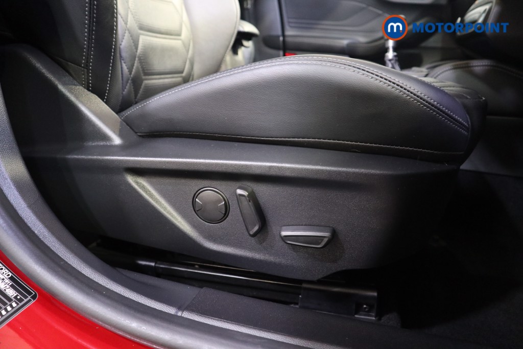 Ford Focus Active X Vignale Edition Manual Petrol-Electric Hybrid Hatchback - Stock Number (1548513) - 11th supplementary image