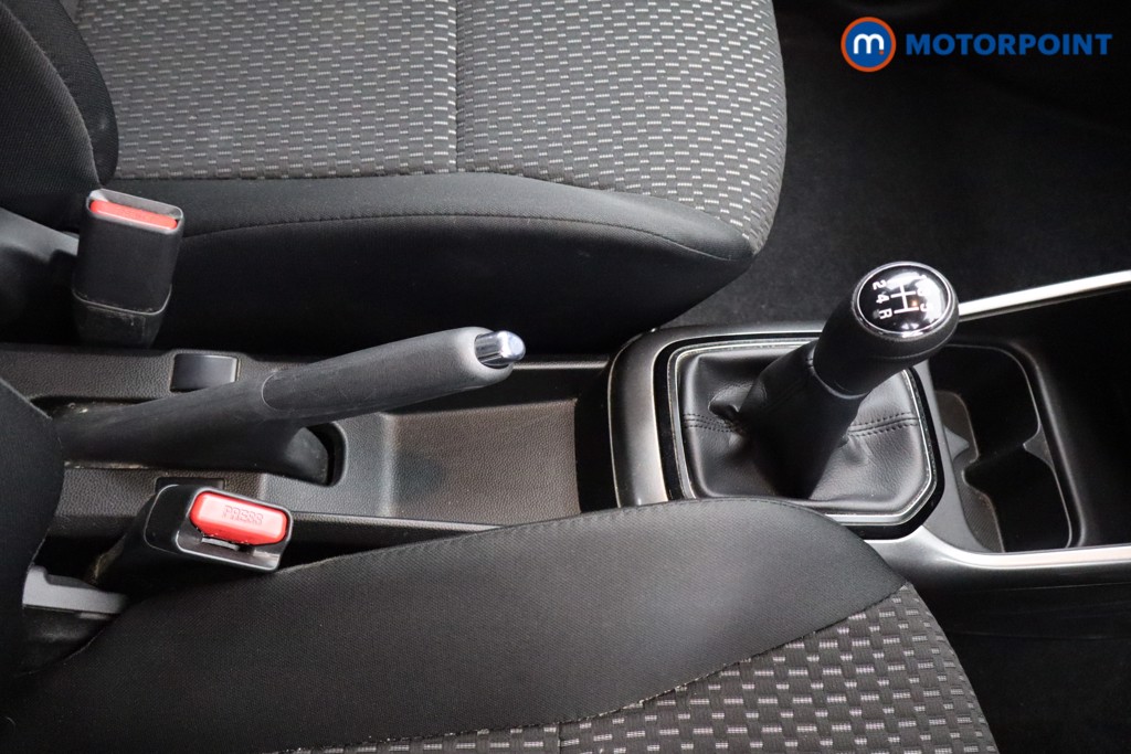 Suzuki Ignis Sz-T Manual Petrol-Electric Hybrid SUV - Stock Number (1548538) - 7th supplementary image