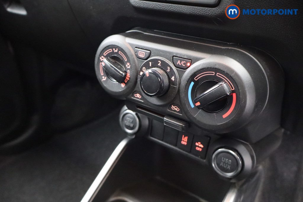 Suzuki Ignis Sz-T Manual Petrol-Electric Hybrid SUV - Stock Number (1548538) - 8th supplementary image