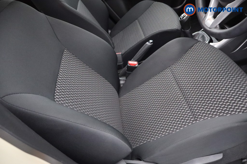 Suzuki Ignis Sz-T Manual Petrol-Electric Hybrid SUV - Stock Number (1548538) - 12th supplementary image