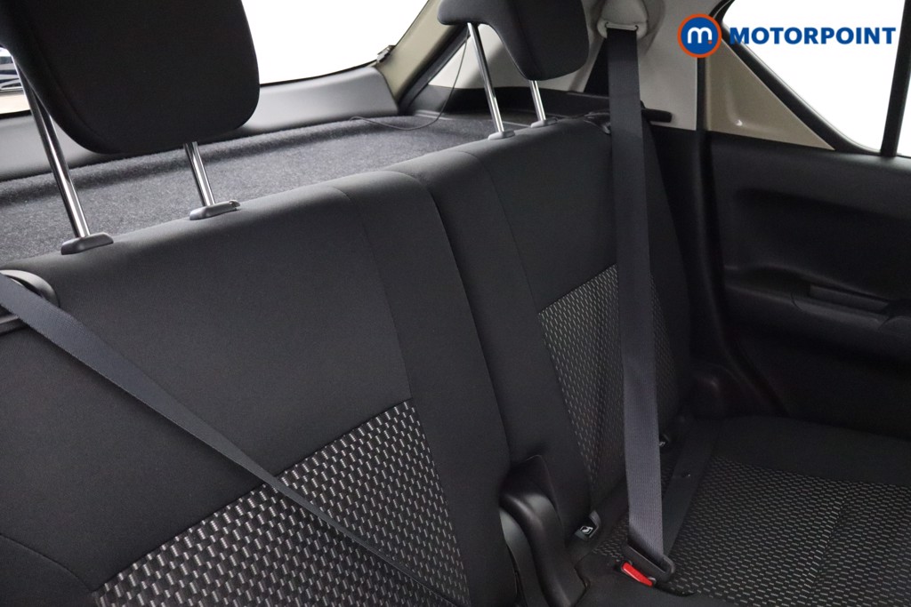 Suzuki Ignis Sz-T Manual Petrol-Electric Hybrid SUV - Stock Number (1548538) - 17th supplementary image