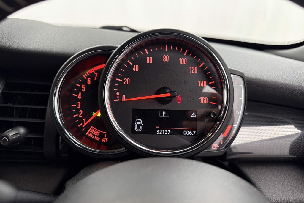 Mini Hatchback Cooper S Exclusive Automatic Petrol Hatchback - Stock Number (1548679) - 5th supplementary image