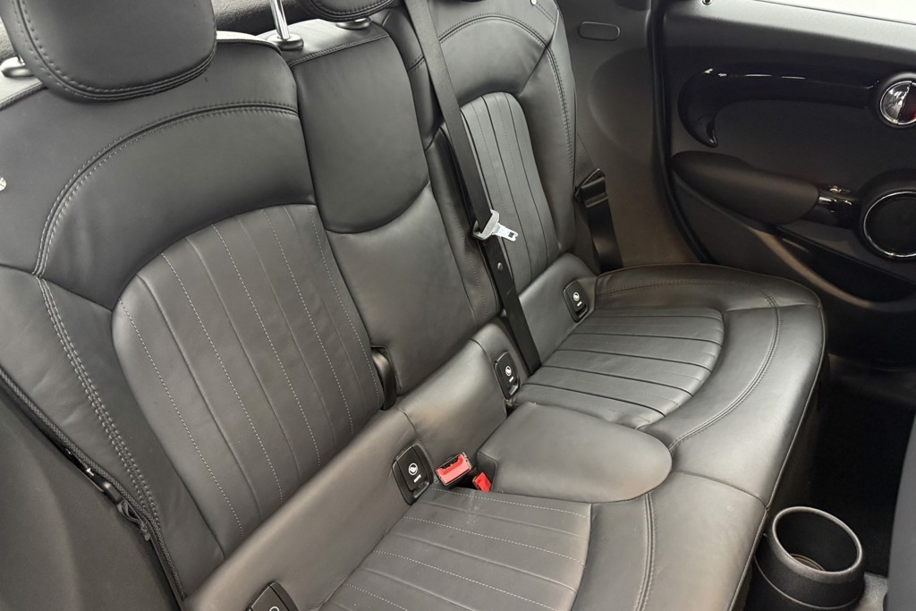 Mini Hatchback Cooper S Exclusive Automatic Petrol Hatchback - Stock Number (1548679) - 23rd supplementary image
