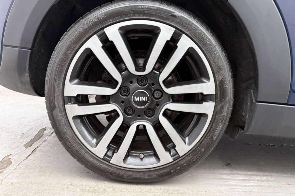 Mini Hatchback Cooper S Exclusive Automatic Petrol Hatchback - Stock Number (1548679) - 31st supplementary image