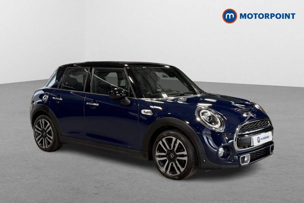 Mini Hatchback Cooper S Exclusive Automatic Petrol Hatchback - Stock Number (1548679) - Drivers side front corner