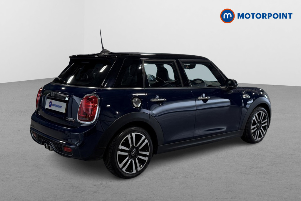 Mini Hatchback Cooper S Exclusive Automatic Petrol Hatchback - Stock Number (1548679) - Drivers side rear corner