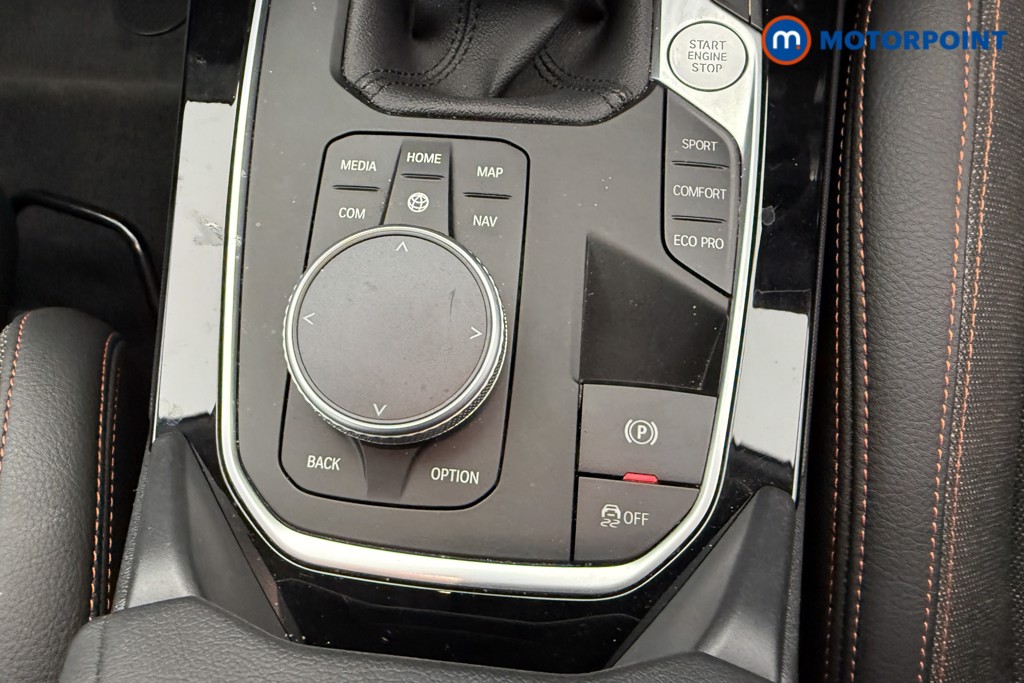 BMW 2 Series Sport Manual Diesel Saloon - Stock Number (1548788) - 11th supplementary image
