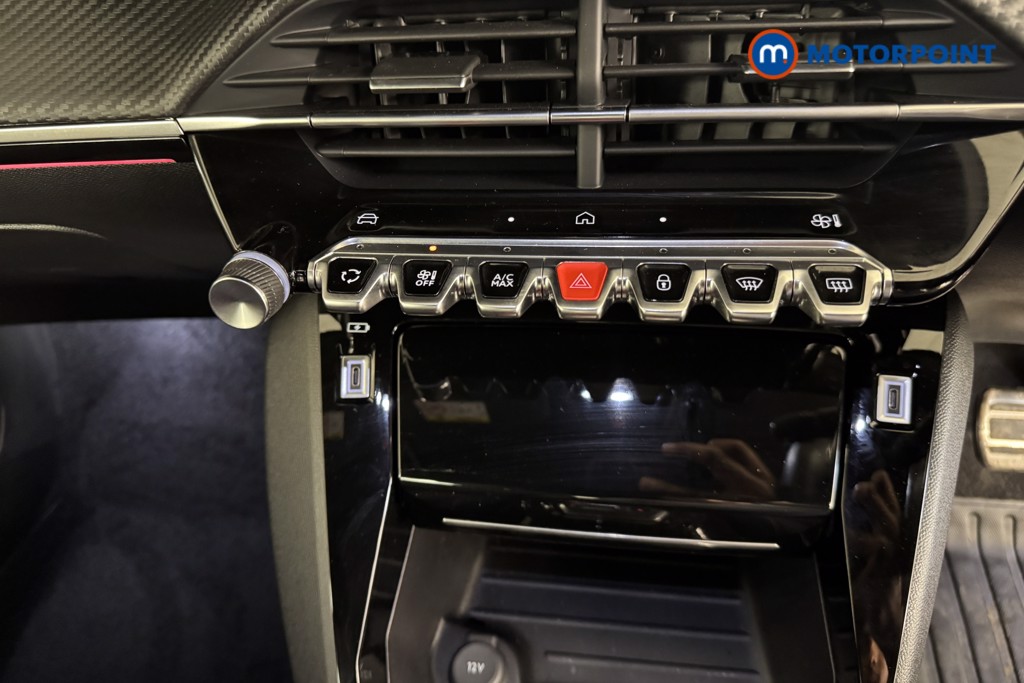 Peugeot 2008 GT Automatic Petrol-Electric Hybrid SUV - Stock Number (1549982) - 10th supplementary image