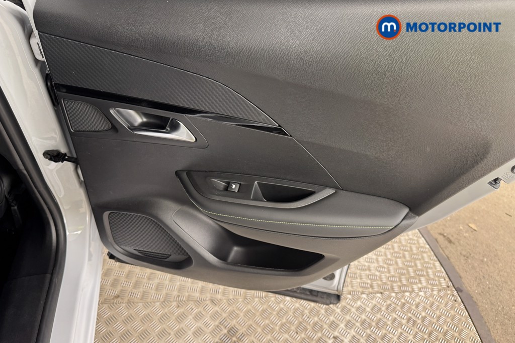 Peugeot 2008 GT Automatic Petrol SUV - Stock Number (1550021) - 15th supplementary image