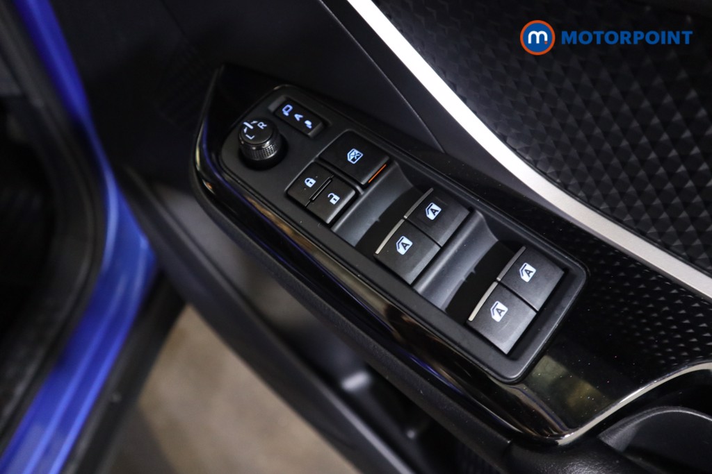 Toyota C-Hr Dynamic Automatic Petrol-Electric Hybrid SUV - Stock Number (1550246) - 9th supplementary image